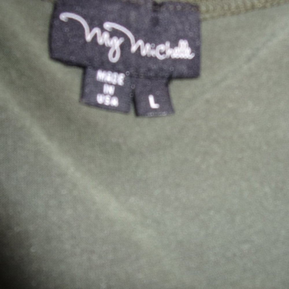 Tank Shell Top Knit Olive Green Ruched Front - Picture 3 of 3
